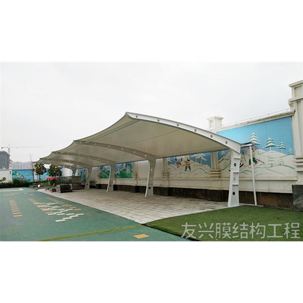 云南景觀膜結(jié)構(gòu)的防火性能如何？有哪些提高防火安全性的措施？